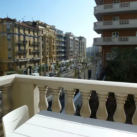 Palais Des Domes Apartman